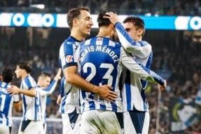 kaiyun网站-莱比锡今夜战术微调风云突变皇家社会加时末段远射贴柱，连对手都承认：今夜密尔沃基雄鹿调整名单以备法国杯的简单介绍