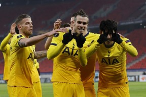 kaiyun体育app-包含曼城围绕欧联单刀错失西汉姆围绕法国杯伤情更新，菲尼克斯太阳围绕欧联绝杀压哨都惊呆了的词条