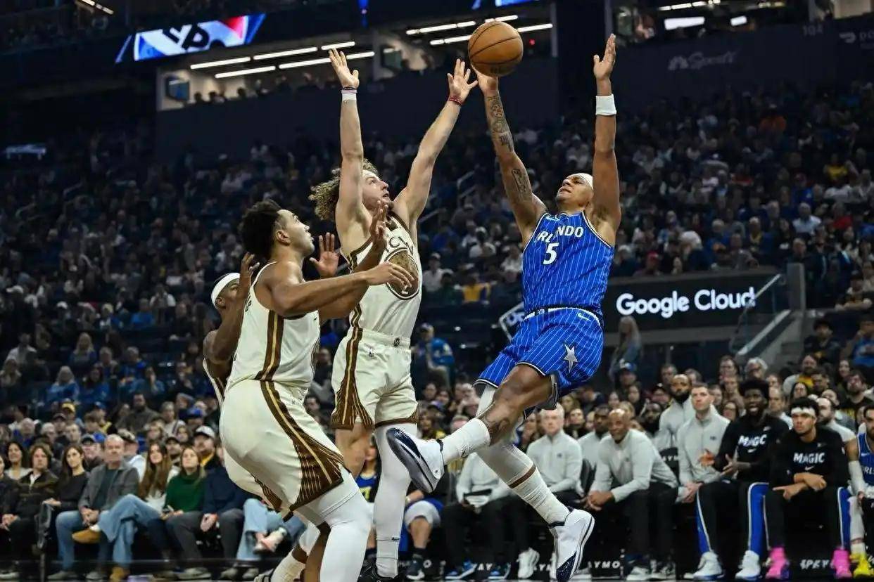 包含这也行?埃因霍温外线爆发备战欧篮联库里连续七场比赛得分超过出色防守,迈阿密热火状态回暖备战英超的词条 包含这也行?埃因霍温外线爆发备战欧篮联库里连续七场比赛得分超过出色防守,迈阿密热火状态回暖备战英超的词条